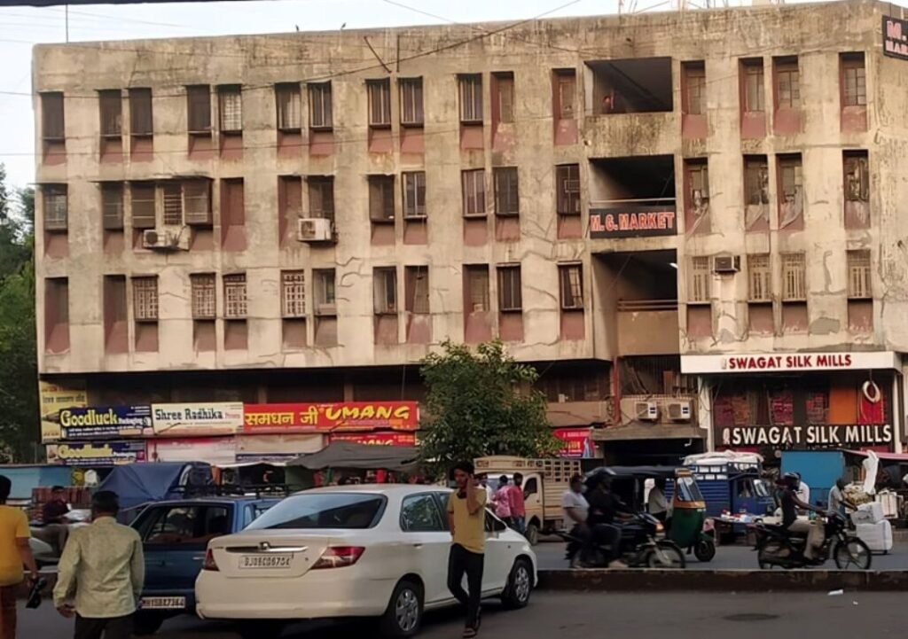 Reshamwala Market